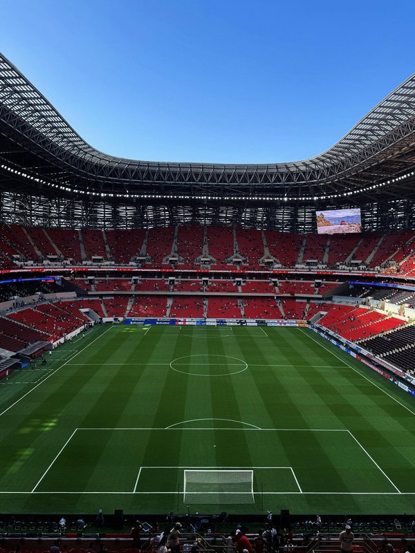 Comparatif des usages de la VAR du football au rugby la solution miracle